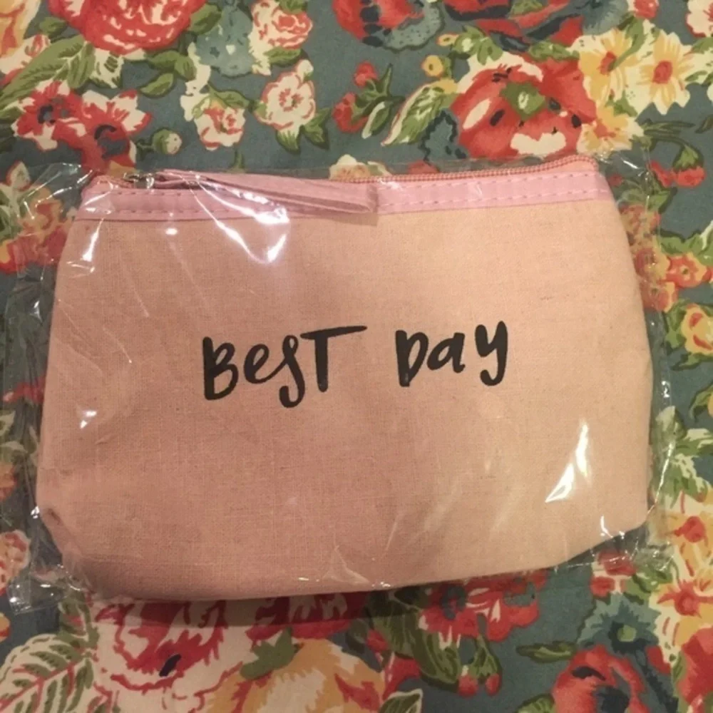 Best Day NWT Pink‎ Purse Pouch Modcloth